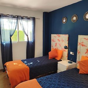 2 Bedroom, Sea Front Complex W Pool And Private Garden